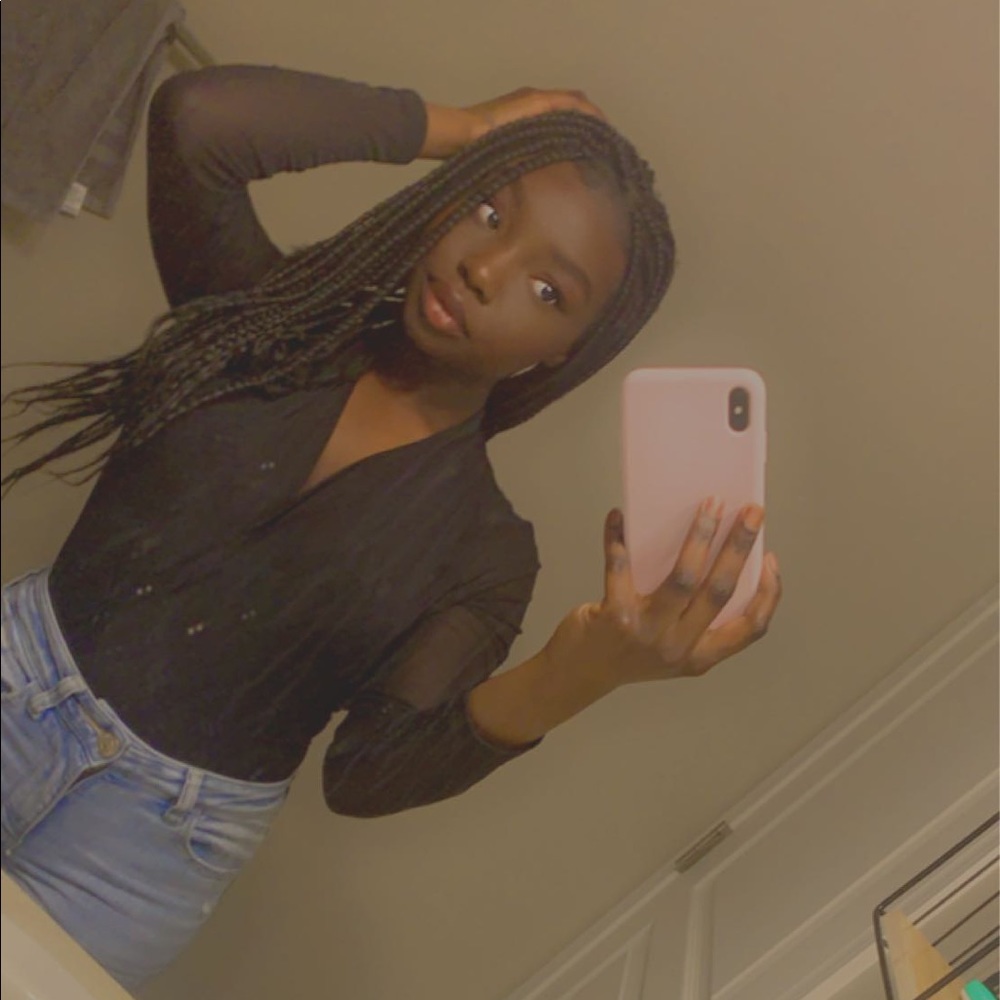 Meet your Posher, Minas